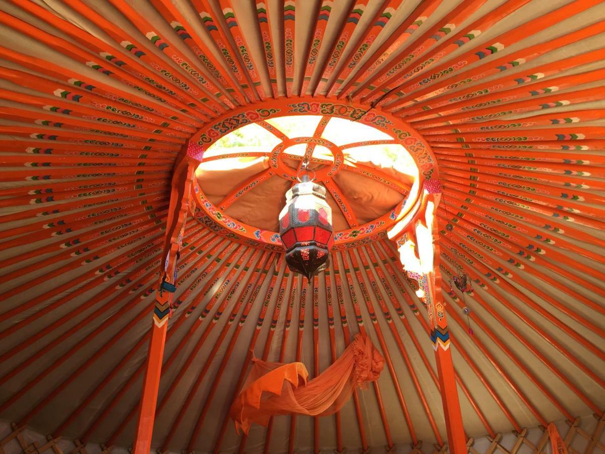 מלון פינסטראט La Yurta Naranja מראה חיצוני תמונה